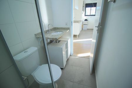 Apartamento para alugar com 38m², 2 quartos e sem vaga Apartamento para alugar com 38m², 2 quartos e sem vagaBanheiro