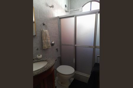 Casa à venda com 359m², 4 quartos e 3 vagasBanheiro