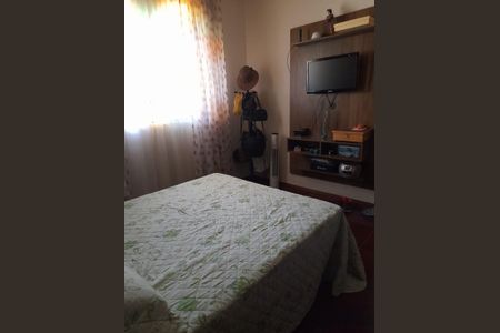 Quarto de casa à venda com 4 quartos, 359m² em Novo Eldorado, Contagem