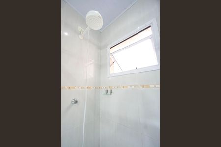 Casa à venda com 225m², 4 quartos e 3 vagasChuveiro