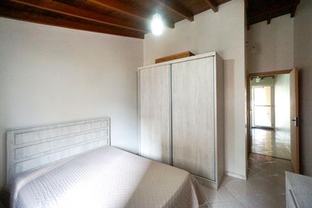 Casa à venda com 225m², 4 quartos e 3 vagasSuíte 02