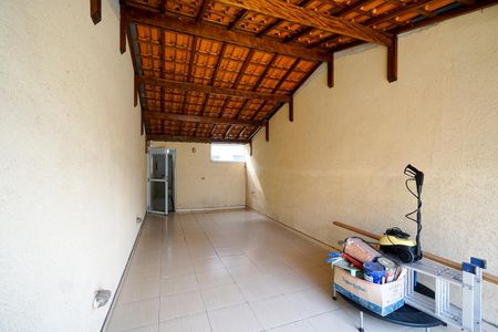 Casa à venda com 225m², 4 quartos e 3 vagasSalão