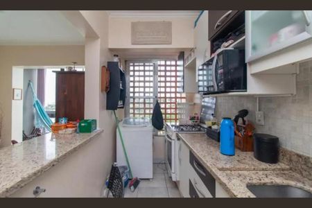 Cozinha de apartamento para alugar com 2 quartos, 65m² em Glória, Porto Alegre