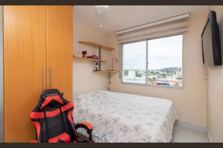 Quarto de apartamento para alugar com 2 quartos, 65m² em Glória, Porto Alegre