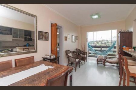 Sala de apartamento para alugar com 2 quartos, 65m² em Glória, Porto Alegre