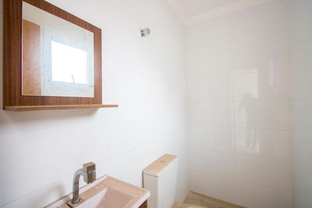 Casa à venda com 139m², 3 quartos e 4 vagasBanheiro do quarto 1