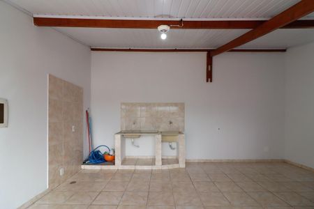 Casa à venda com 320m², 5 quartos e 4 vagasCasa 1 - Área de Serviço