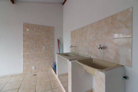 Casa à venda com 320m², 5 quartos e 4 vagasCasa 1 - Área de Serviço