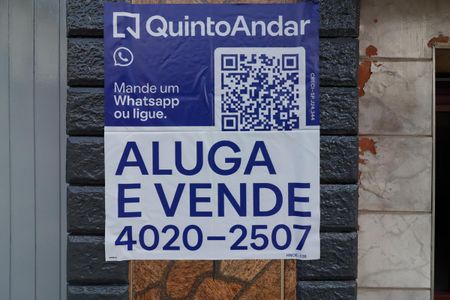 Casa à venda com 320m², 5 quartos e 4 vagasPlaquinha