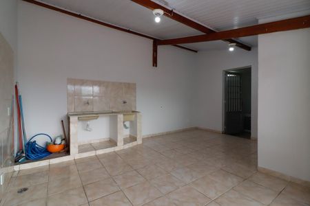 Casa à venda com 320m², 5 quartos e 4 vagasCasa 1 - Área de Serviço