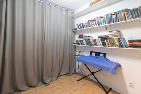 Apartamento à venda com 71m², 2 quartos e sem vagaQuarto 2