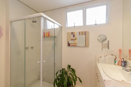 Apartamento à venda com 202m², 3 quartos e 2 vagas Apartamento à venda com 202m², 3 quartos e 2 vagasBanheiro