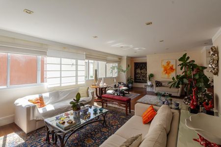 Apartamento à venda com 202m², 3 quartos e 2 vagas Apartamento à venda com 202m², 3 quartos e 2 vagasSala