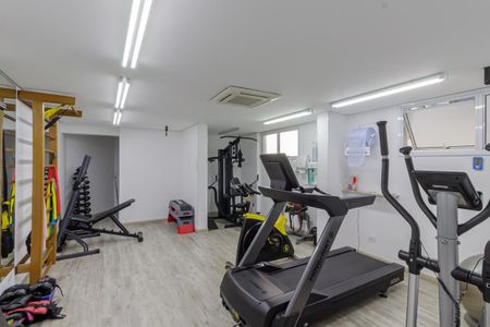 Apartamento à venda com 202m², 3 quartos e 2 vagas Apartamento à venda com 202m², 3 quartos e 2 vagasÁrea comum - Academia