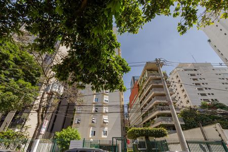 Apartamento à venda com 202m², 3 quartos e 2 vagas Apartamento à venda com 202m², 3 quartos e 2 vagasFachada