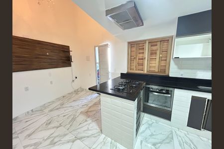 Casa para alugar com 115m², 1 quarto e 2 vagasCozinha