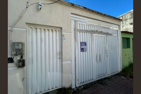 Casa para alugar com 115m², 1 quarto e 2 vagasFachada + plaquinha