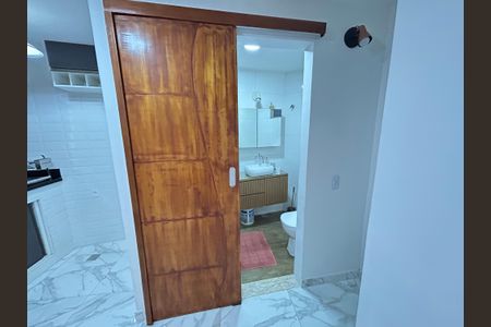 Casa para alugar com 115m², 1 quarto e 2 vagasBanheiro