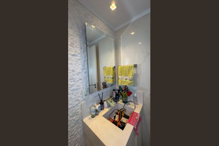 Apartamento à venda com 200m², 3 quartos e 4 vagasBanheiro da Suíte 2