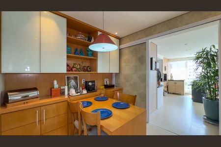 Apartamento à venda com 200m², 3 quartos e 4 vagasSala de Jantar