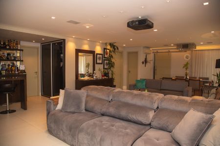 Apartamento à venda com 200m², 3 quartos e 4 vagasSala