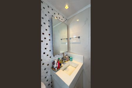 Apartamento à venda com 200m², 3 quartos e 4 vagasBanheiro da Suíte 3