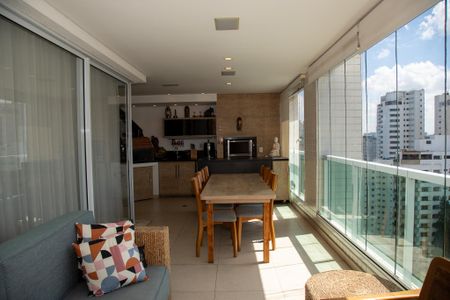 Apartamento à venda com 200m², 3 quartos e 4 vagasSacada