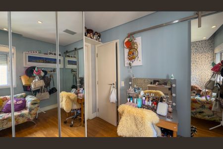 Apartamento à venda com 200m², 3 quartos e 4 vagasQuarto 2 - Suíte