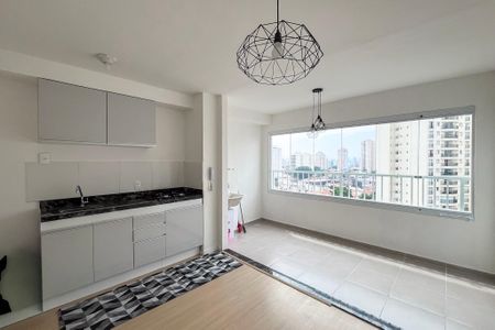 Sala/Cozinha de apartamento para alugar com 2 quartos, 35m² em Vila Dom Pedro I, São Paulo