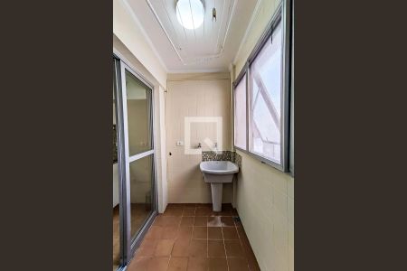 Apartamento para alugar com 64m², 2 quartos e 1 vaga Apartamento para alugar com 64m², 2 quartos e 1 vagaÁrea de serviço