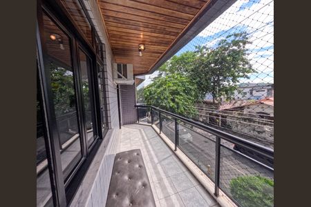 Apartamento à venda com 100m², 4 quartos e 1 vagaSacada