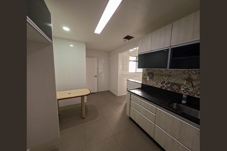 Apartamento à venda com 100m², 4 quartos e 1 vagaCozinha