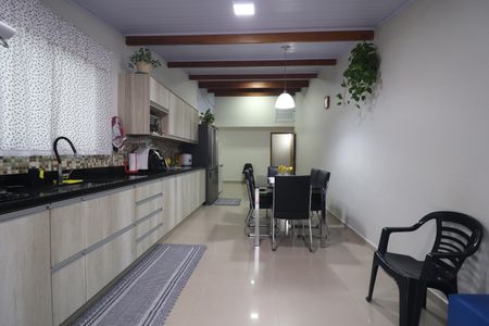 Apartamento à venda com 122m², 3 quartos e 2 vagasCozinha