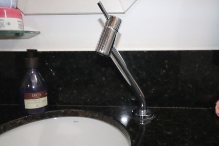 Apartamento à venda com 122m², 3 quartos e 2 vagasBanheiro Quarto 1 suíte