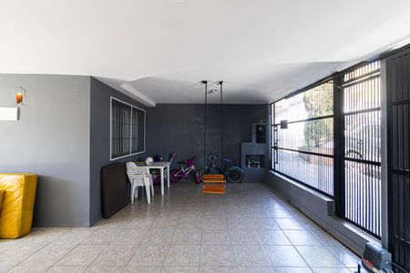 Casa à venda com 203m², 3 quartos e 3 vagas Casa à venda com 203m², 3 quartos e 3 vagasGaragem