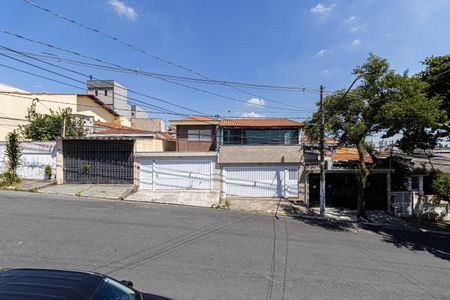 Casa à venda com 203m², 3 quartos e 3 vagas Casa à venda com 203m², 3 quartos e 3 vagasVista Varanda