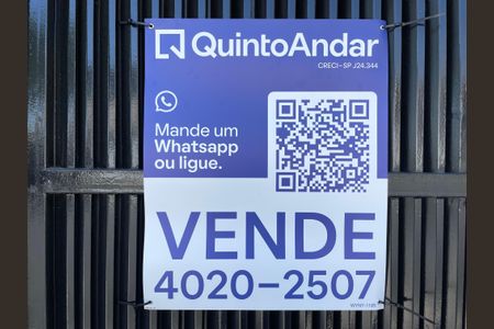 Casa à venda com 203m², 3 quartos e 3 vagas Casa à venda com 203m², 3 quartos e 3 vagasPlaca