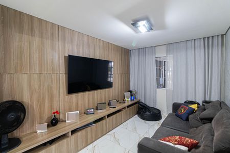 Sala de casa à venda com 3 quartos, 203m² em Vila Lais, São Paulo