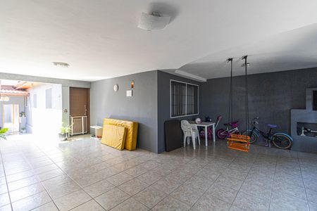 Casa à venda com 203m², 3 quartos e 3 vagas Casa à venda com 203m², 3 quartos e 3 vagasGaragem