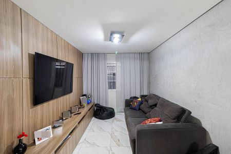 Casa à venda com 203m², 3 quartos e 3 vagas Casa à venda com 203m², 3 quartos e 3 vagasSala