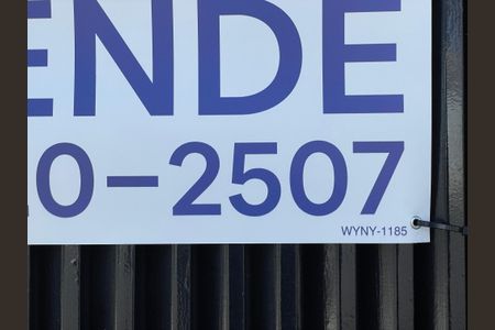 Casa à venda com 203m², 3 quartos e 3 vagas Casa à venda com 203m², 3 quartos e 3 vagasWYNY-1185