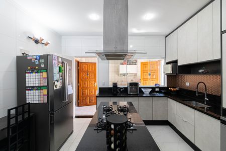 Casa à venda com 203m², 3 quartos e 3 vagas Casa à venda com 203m², 3 quartos e 3 vagasCozinha