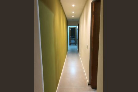 Casa à venda com 387m², 6 quartos e 2 vagasCorredor