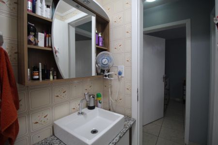Apartamento à venda com 70m², 2 quartos e sem vagaBanheiro