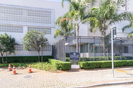 Apartamento para alugar com 53m², 2 quartos e 1 vaga Apartamento para alugar com 53m², 2 quartos e 1 vagaFachada