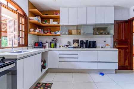 Casa à venda com 380m², 4 quartos e 2 vagasFoto 38