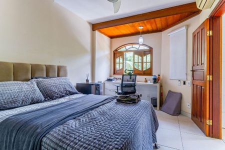 Casa à venda com 380m², 4 quartos e 2 vagasFoto 35