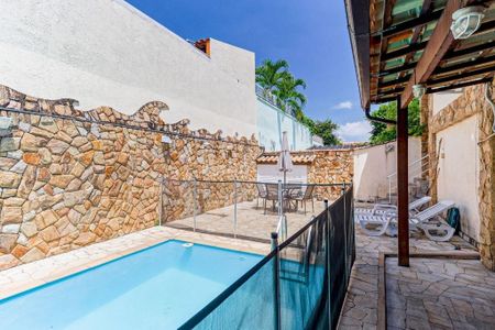 Casa à venda com 380m², 4 quartos e 2 vagasFoto 44