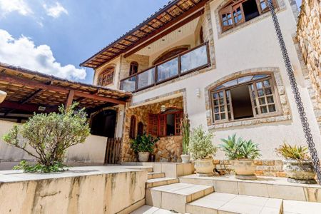 Casa à venda com 380m², 4 quartos e 2 vagasFoto 21