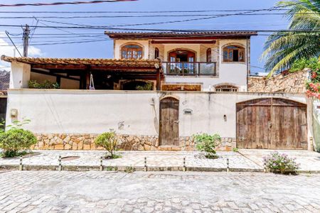 Casa à venda com 380m², 4 quartos e 2 vagasFoto 12